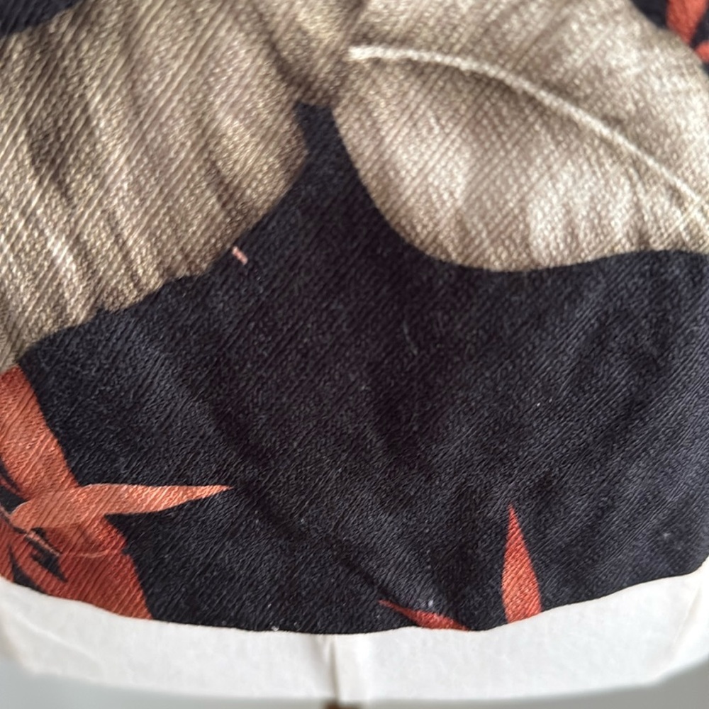 Tommy Bahama Black and Orange Leaf Print Wool and Silk Blend Tank Top Size 6 - Picture 5 of 7